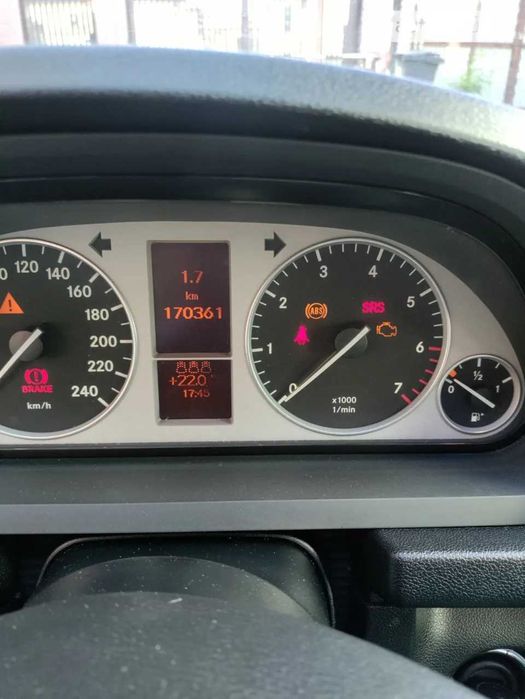 Продам мерседес В200..2005р бензин.