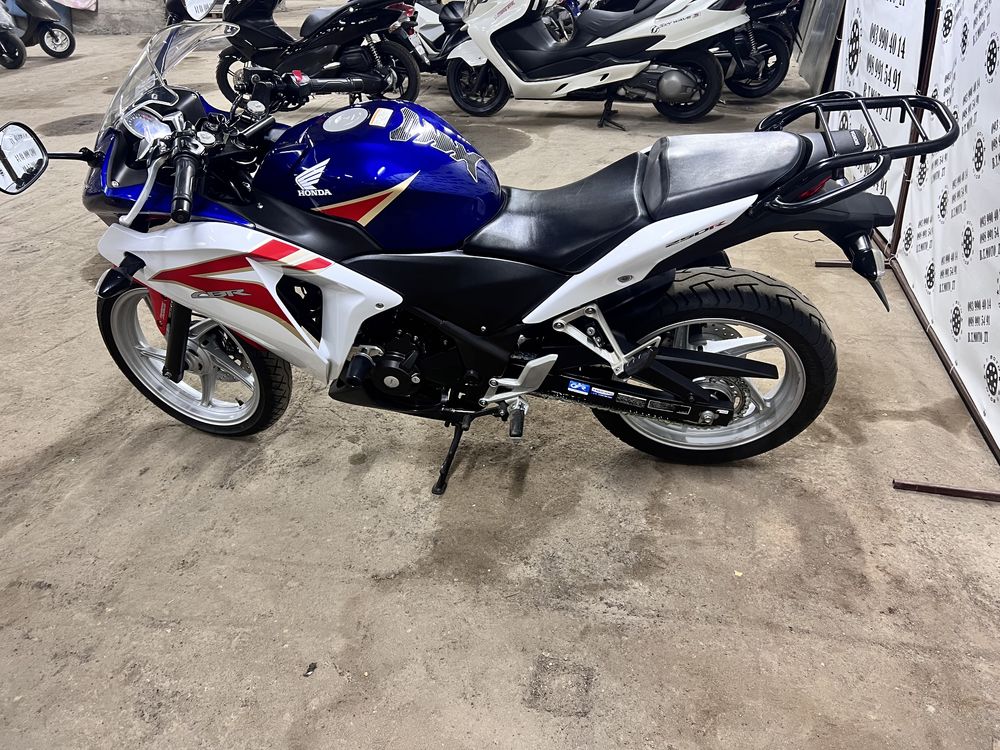 Японський мотоцикл Honda cbr 250 інжектор ABS 2012 рік