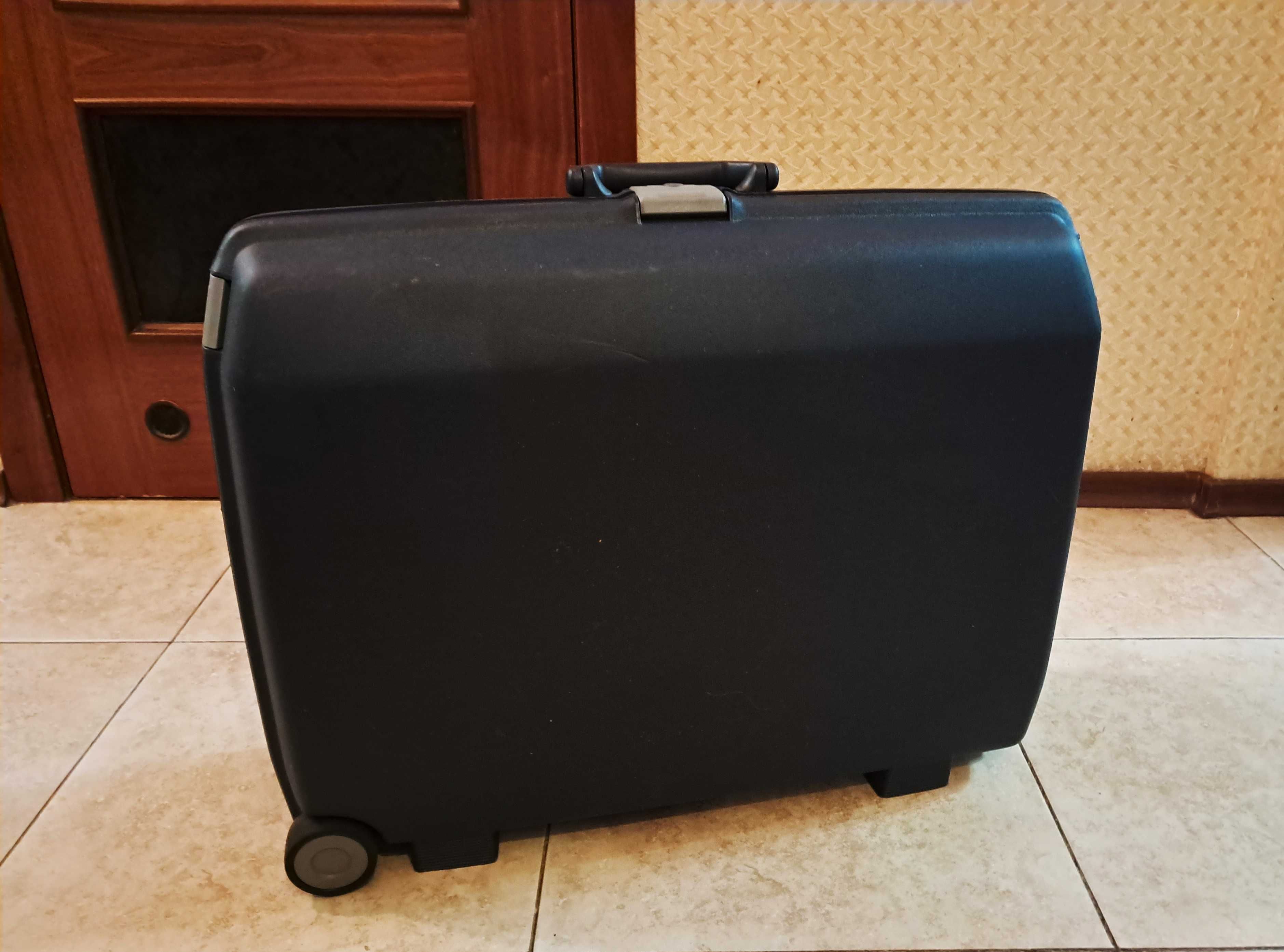Чемодан SAMSONITE на колесиках  Ударопрочный Усиленный