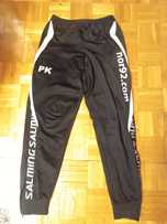 Spodnie piłkarskie w rozm. 152 cm dla dziecka w wieku 12 lat