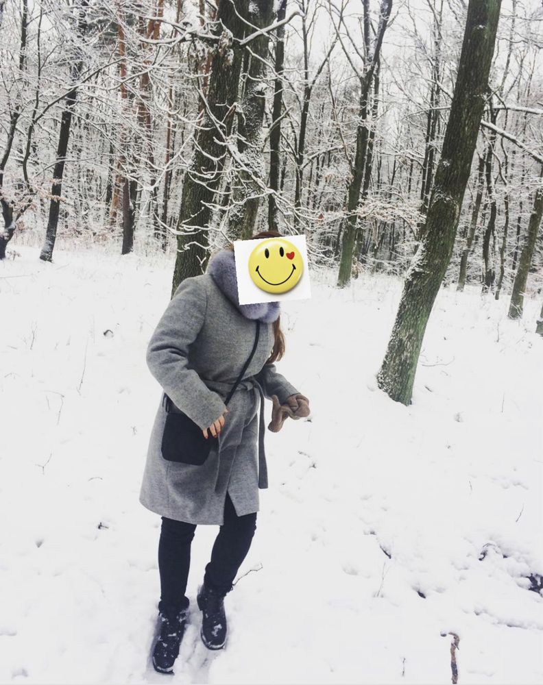 Жіноче пальто зимове сірого кольору