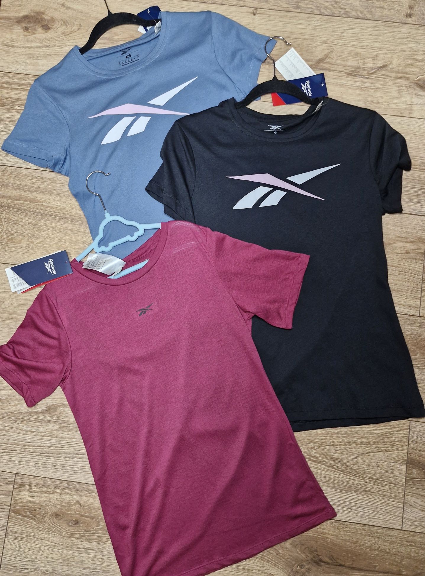 Жіночі (підліткові 2XS-S) футболки Reebok