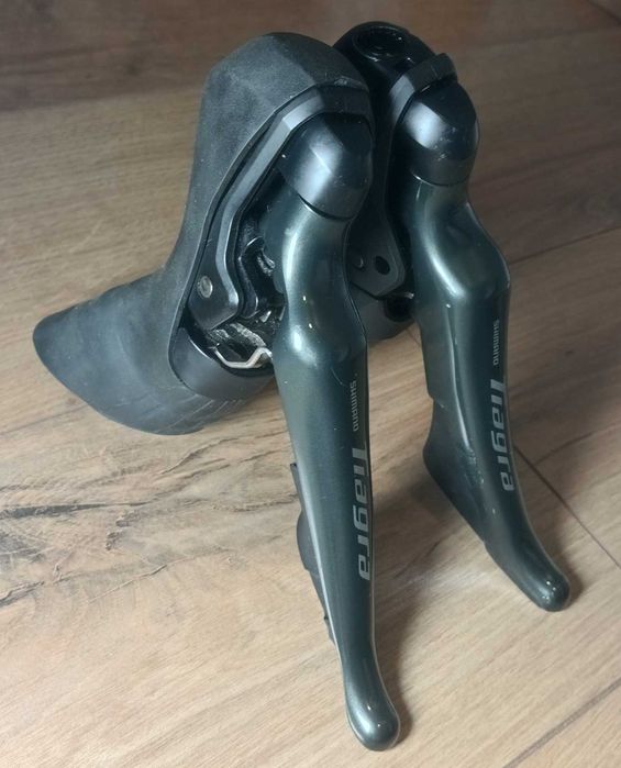 Klamkomanetki hydrauliczne Shimano Tiagra ST-4720 Gravel 2x10 uszk.