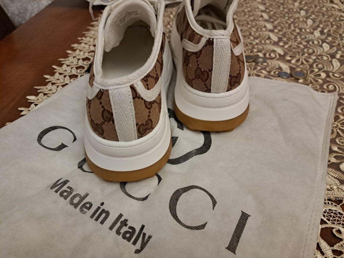 Buty sneakersy Gucci