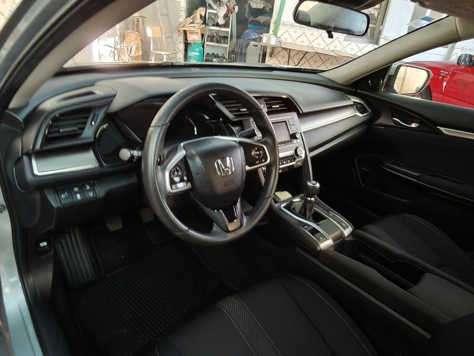 Honda Civic 1.5 I-VTEC Turbo 1498cm3  182CV
