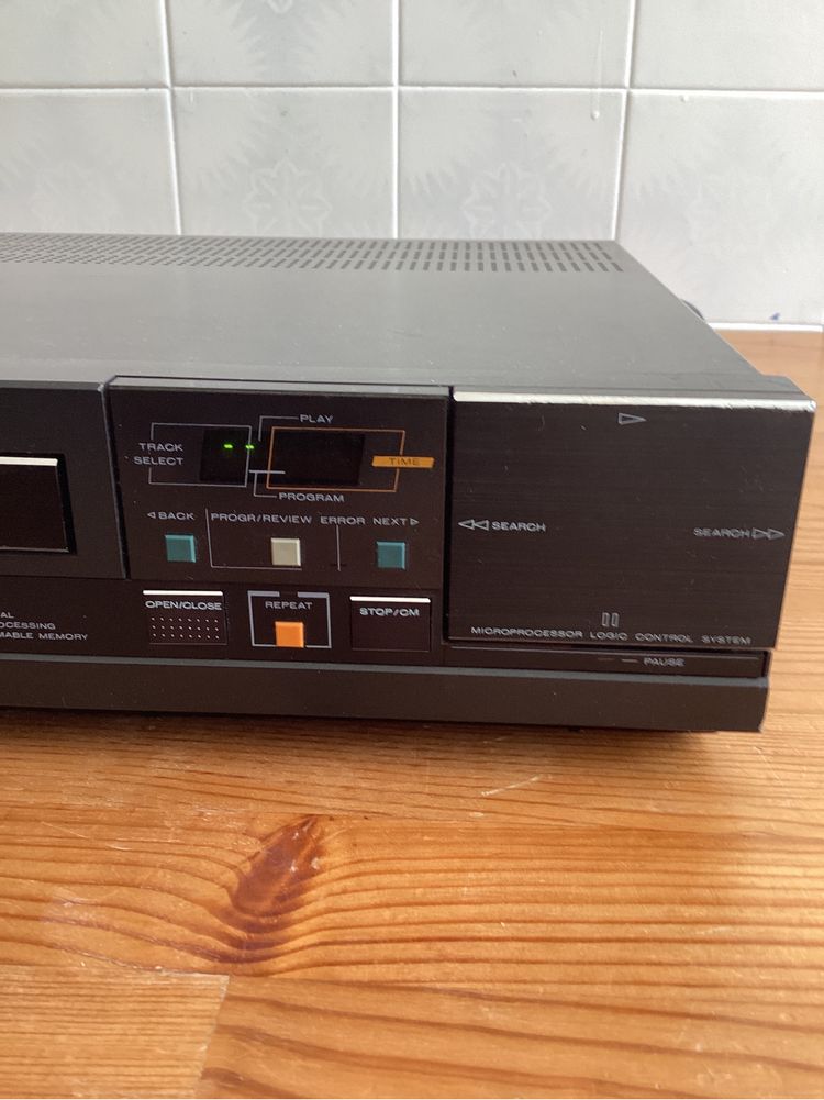 Leitor de cds Philips modelo 104 muito raro.