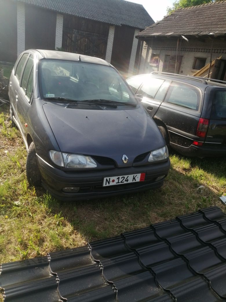 Renault Scenic 2.0 8v  Części mechaniczne i blacharskie.