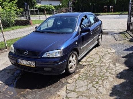 Opel Astra 2. 1,6 benz. 1 wł. Od 16 lat.