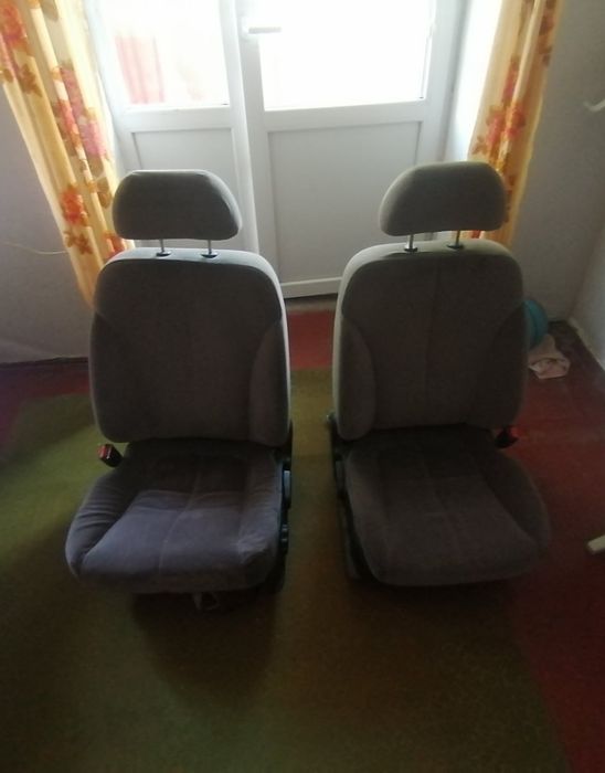 Продам автокрісла