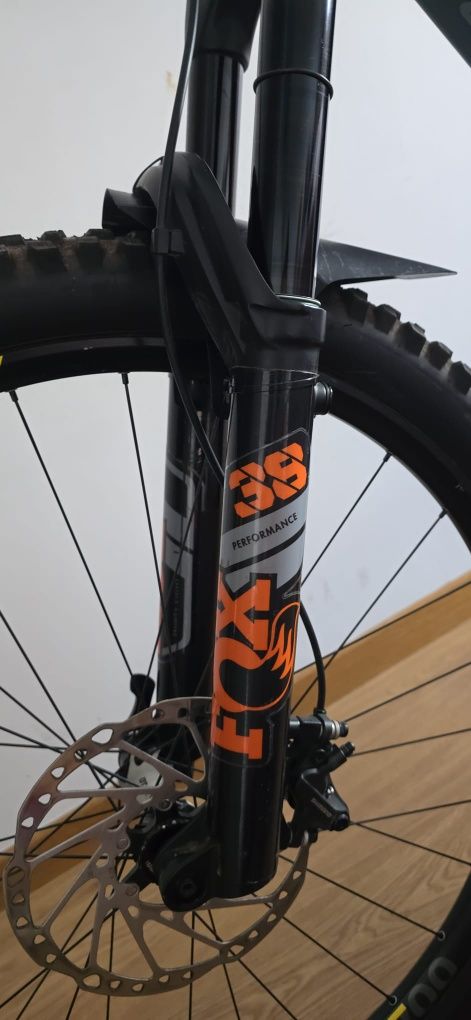 Mondraker Crafty R 29 Black/Orange M