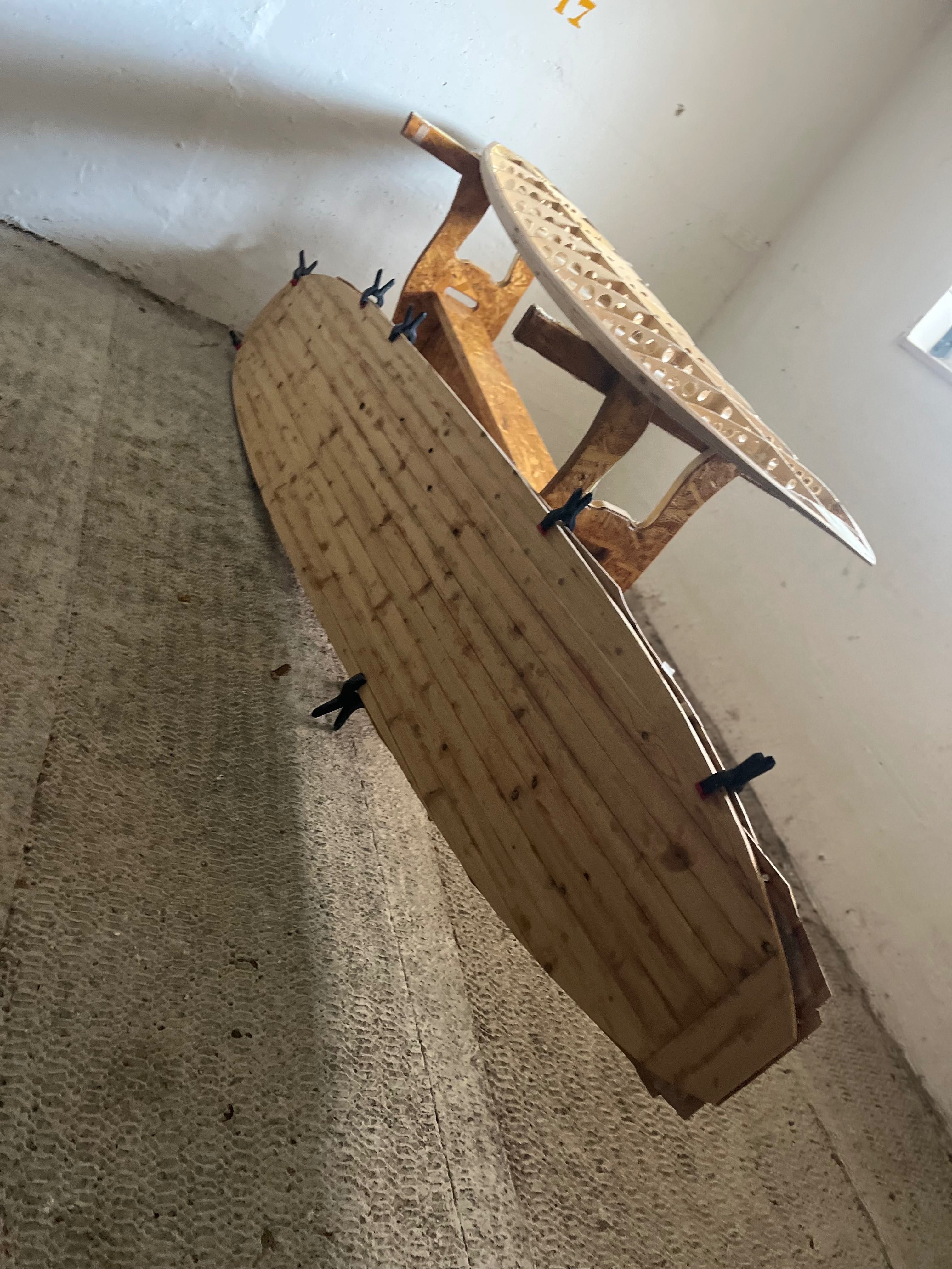 2 Pch de surf+ Mesa de shaper muito prática  +4 projetos de pranchas