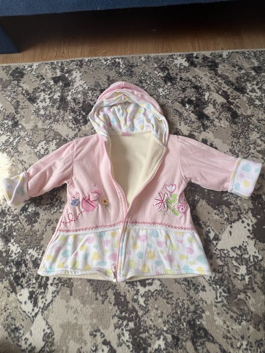 Дитячі речі та взуття