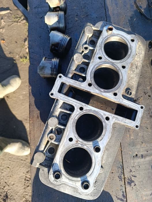 Cylinder YAMAHA XJ 600 51J tłoki cylindry sworzeń tłok