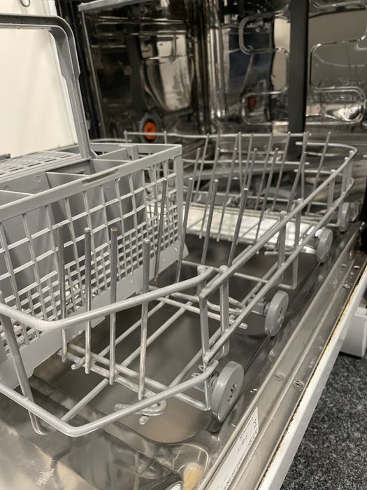 Maquina lavar louça Eletrolux ESF6200LOW