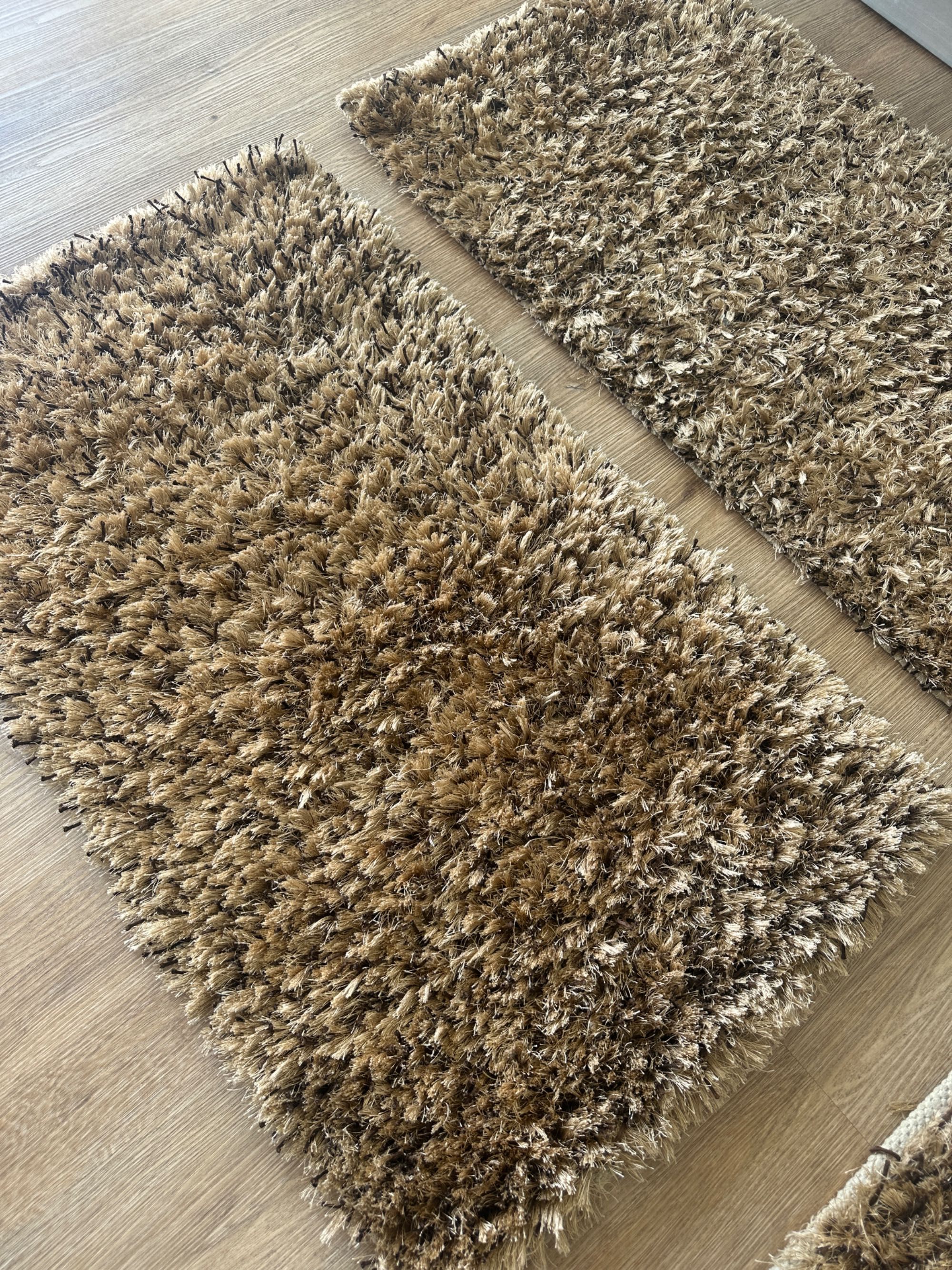 Conjunto de 3 tapetes em excelente estado