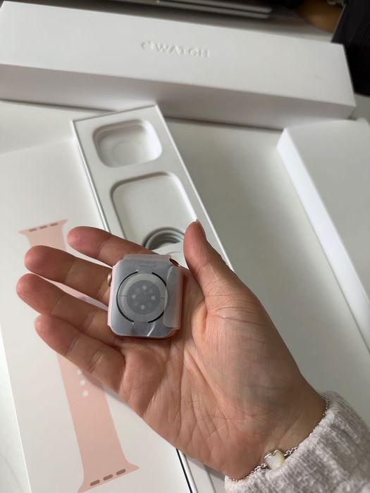 Apple Watch 6 - 40mm NOVO