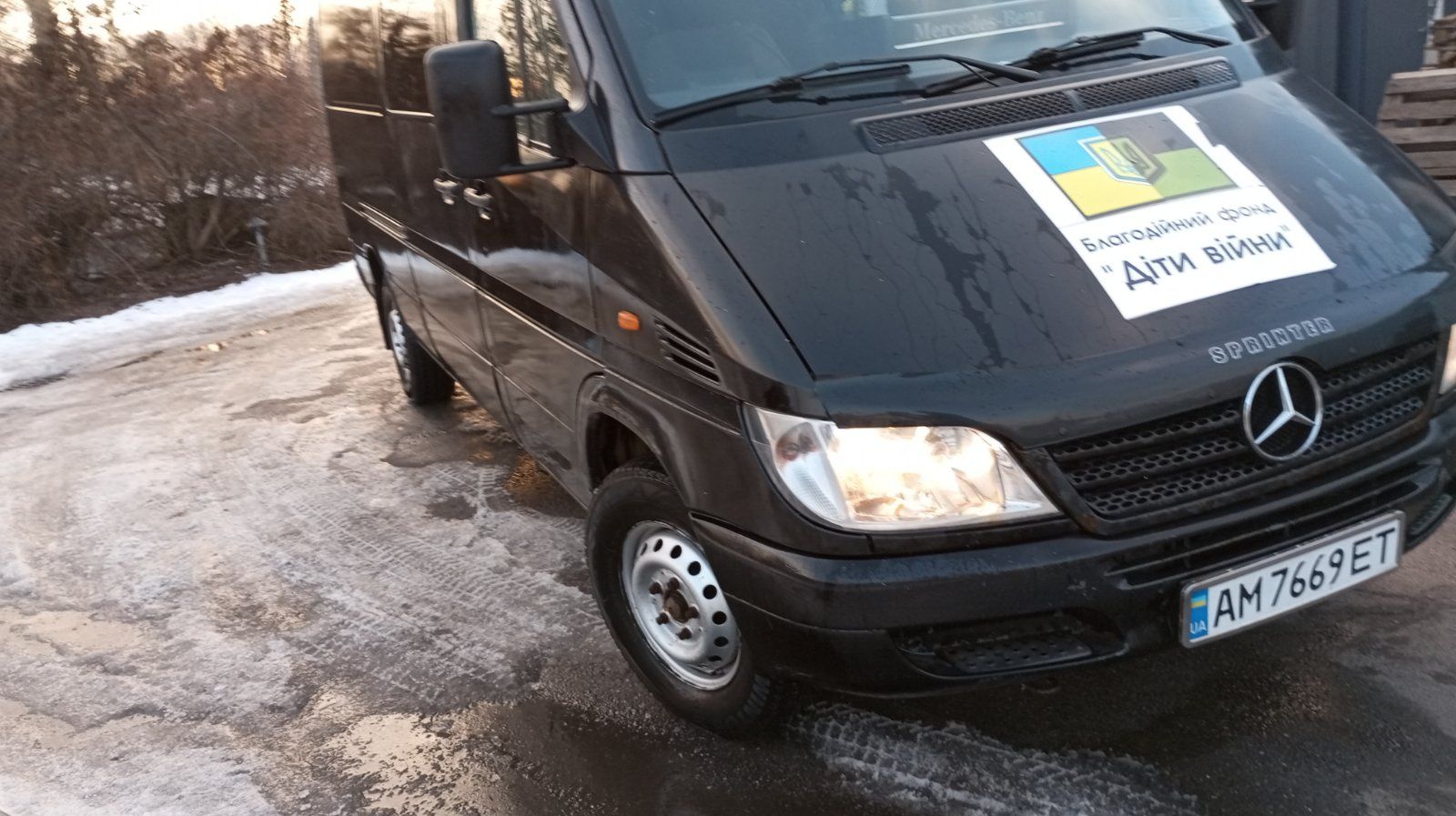 Продам mercedes sprinter середня база в чудовому стані.