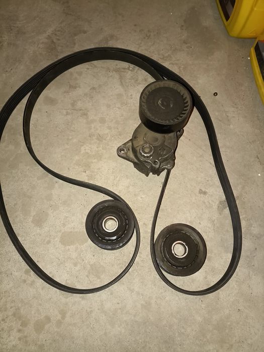 Приводной ремень с роликами Mercedes Vito 639