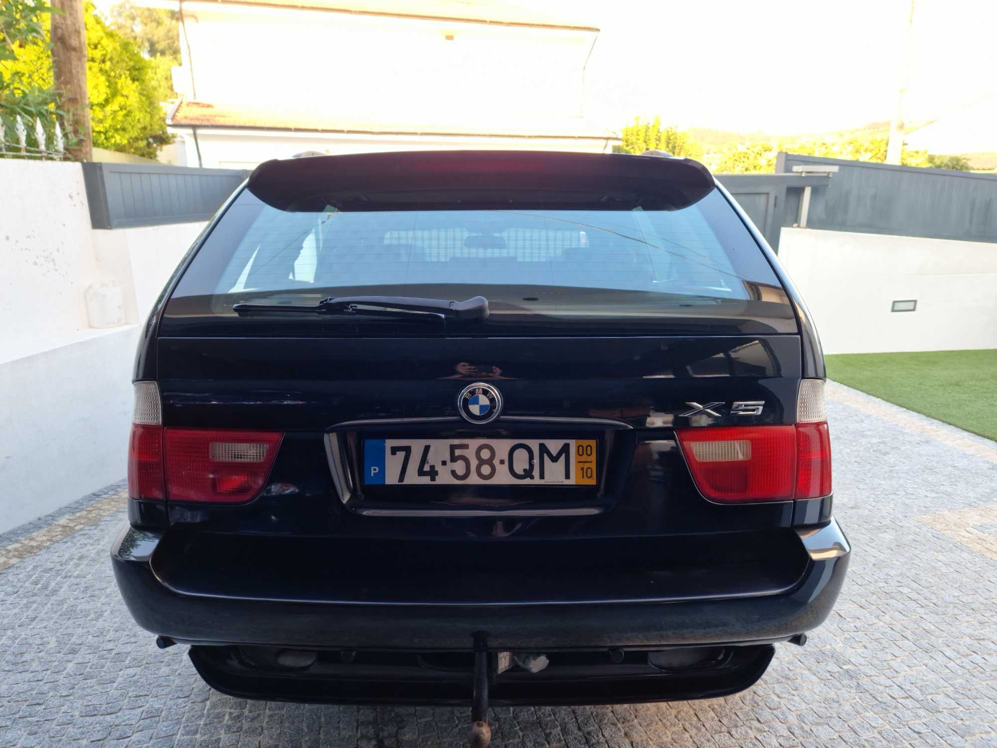 BMW X5 4.4i V8 nacional AVARIADO