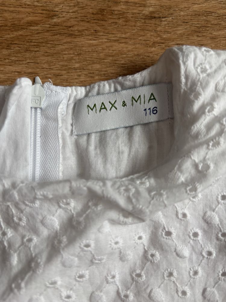Sukienka z tiulem jak nowa r. 116