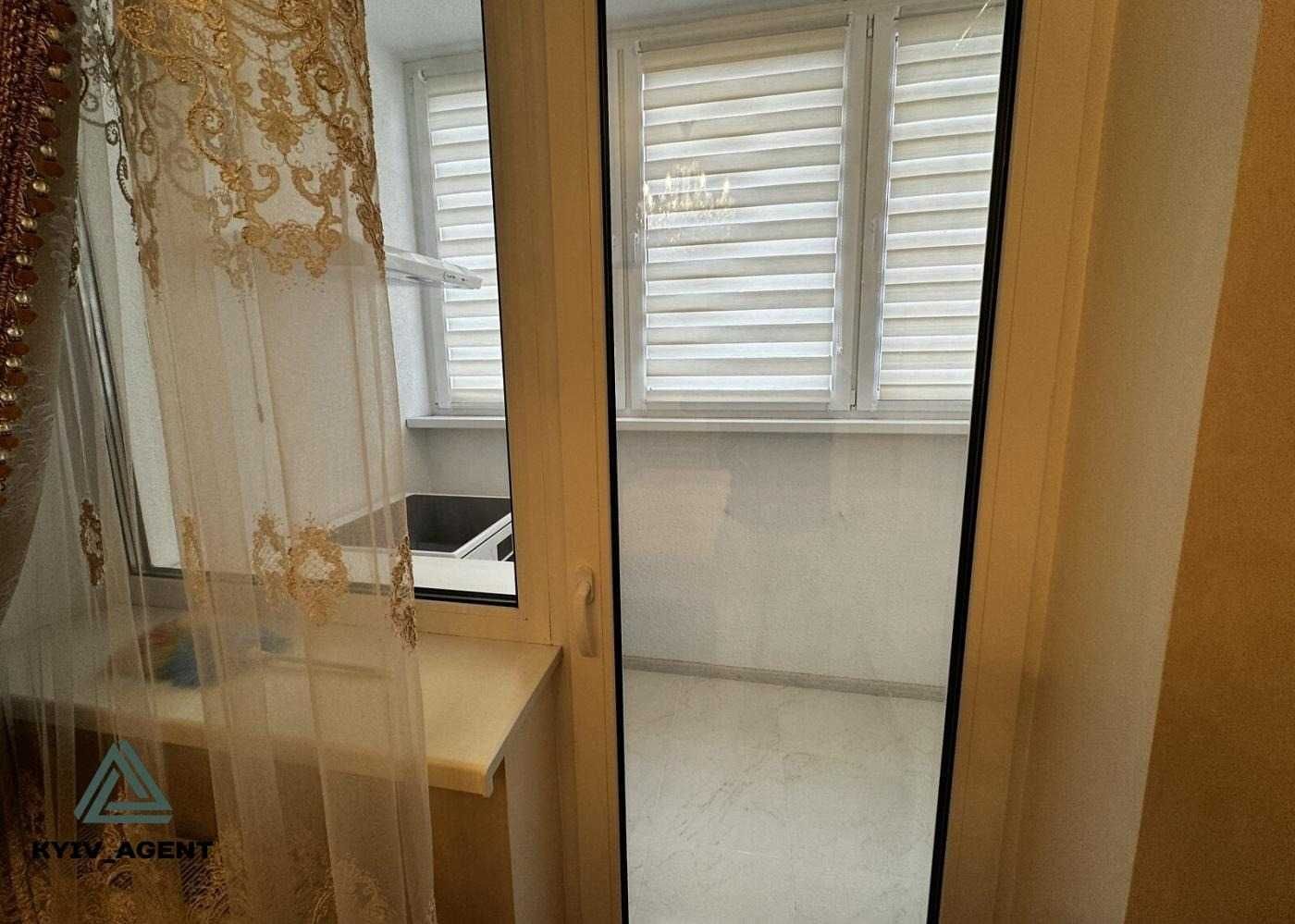NEW !!! Ніхто не жив ! Продаж 2к квартири 50  м2 на вул Драгоманова 2А
