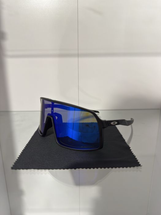 okualry sportowe oakley sutro