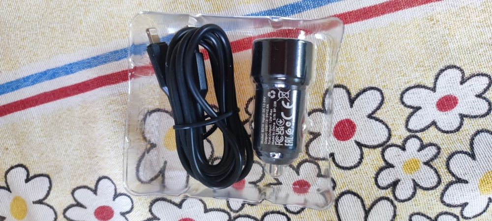 Carregador de isqueiro iphone