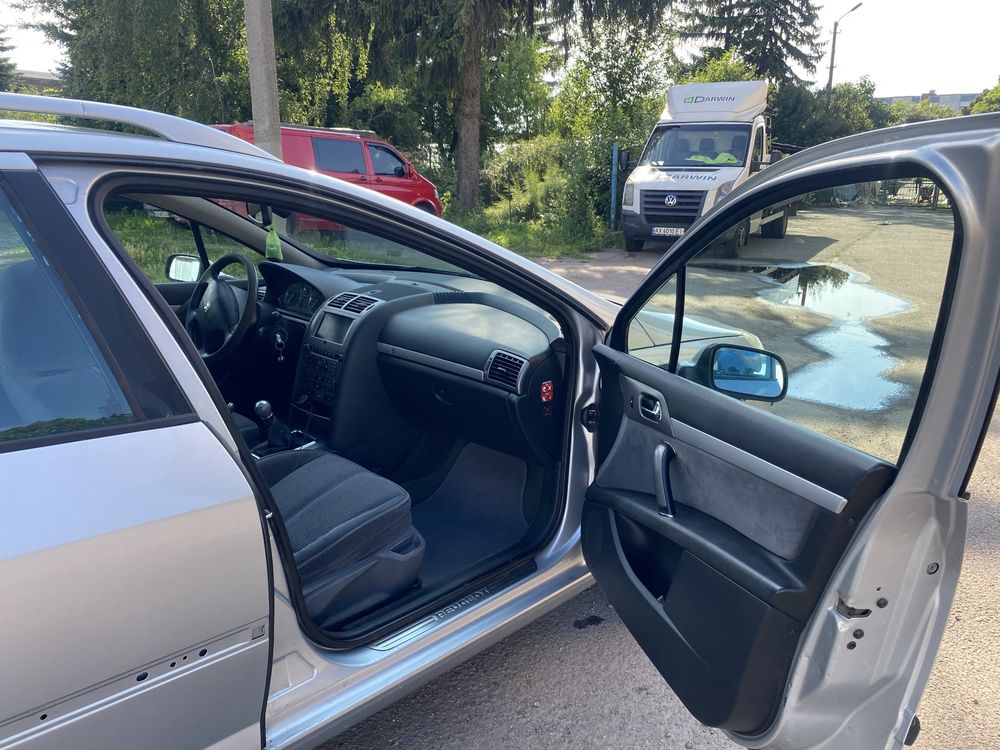 Peugeot 407 універсал ціна договірна