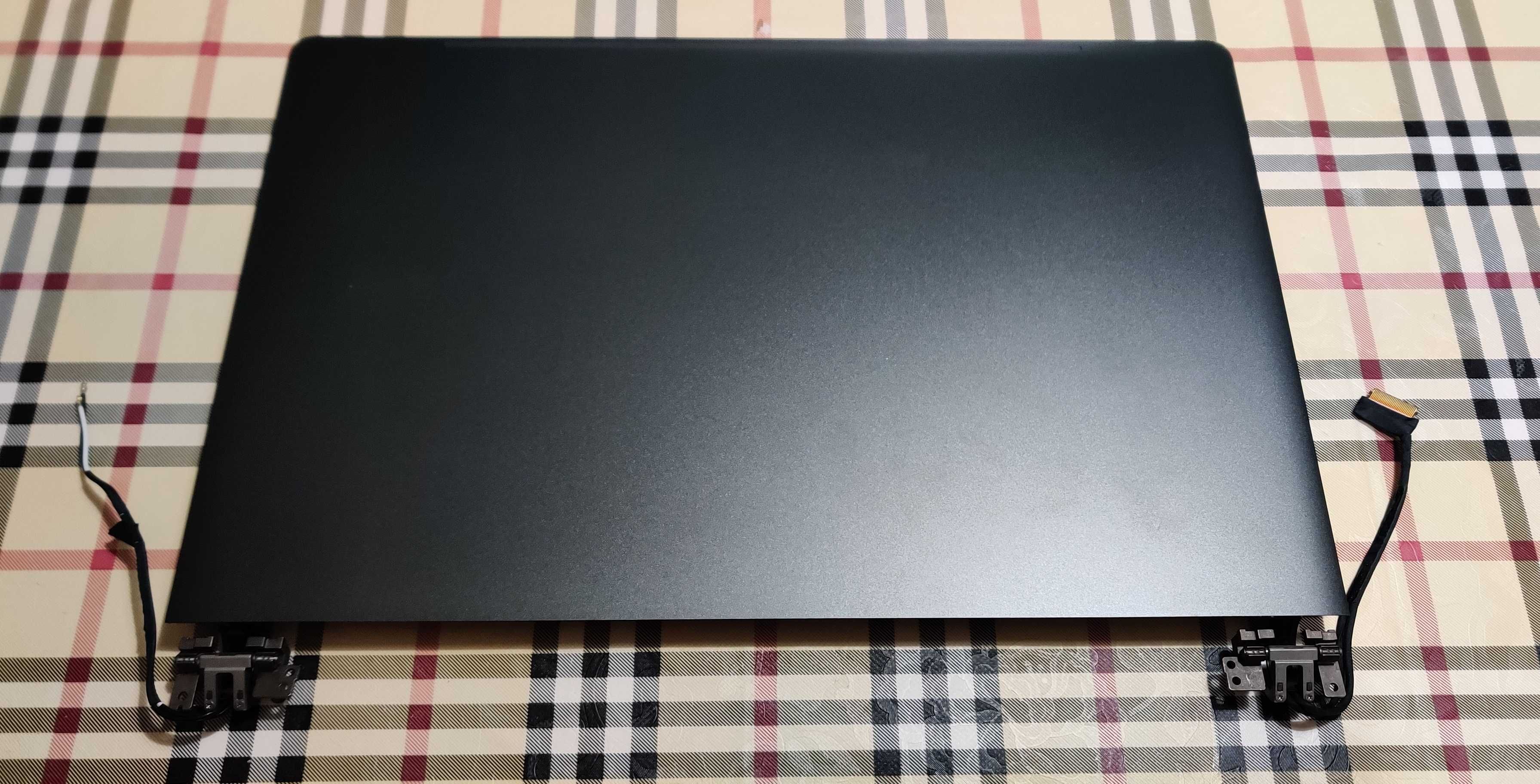 Xiaomi Mi Gaming / 15.6" дисплей в зборі з корпусом.