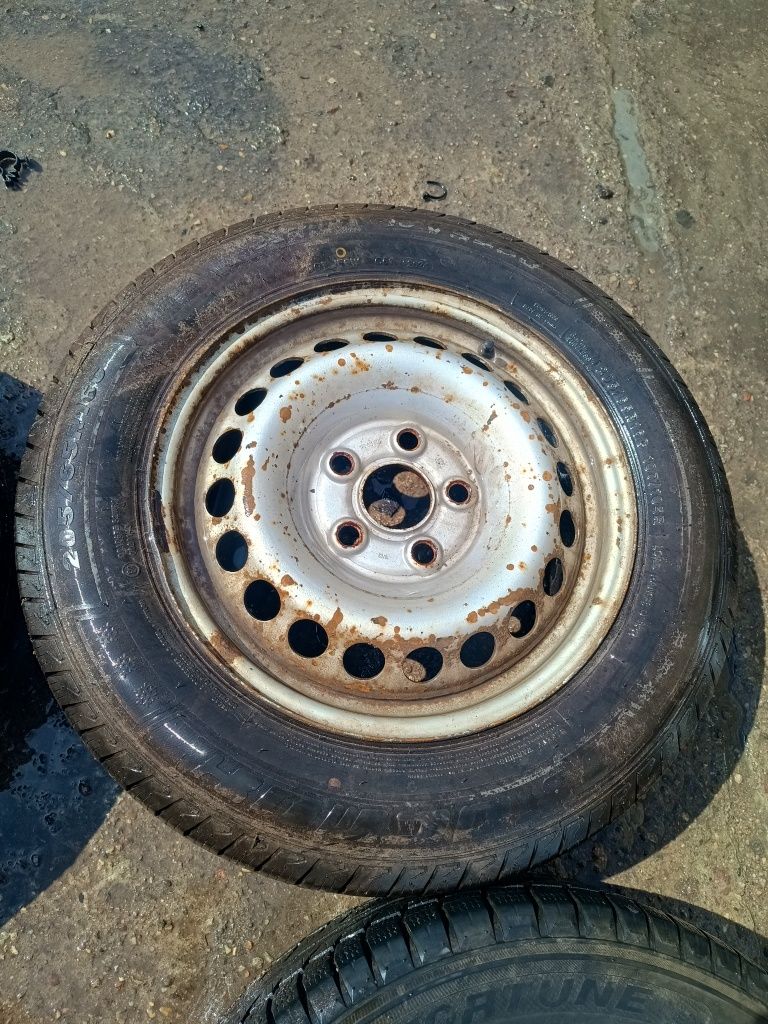 Koła R16C felgi opony VW T5 jak nowe 205/65 oryg 5*120 komplet