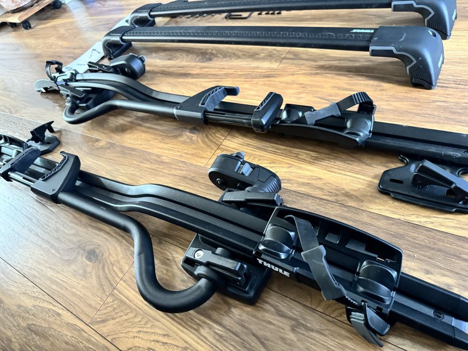 Bagażnik rowerowy Thule WingBar Edge BLACK +2 razy Thule ProRide BLACK