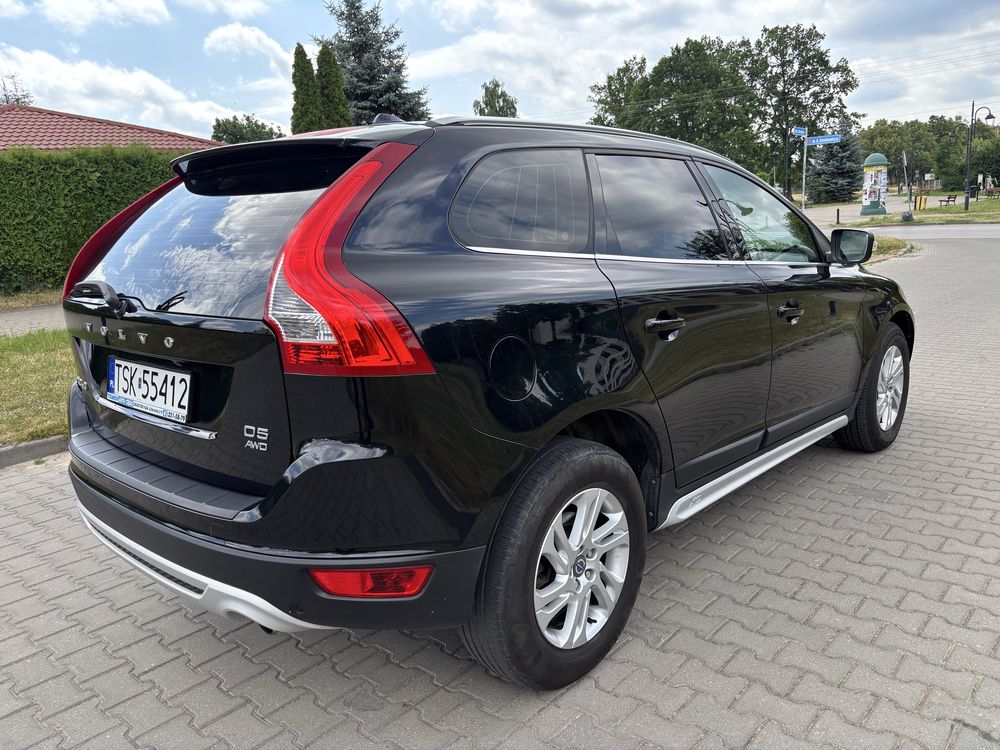 Volvo xc60 2.4 D5 R-Design AWD