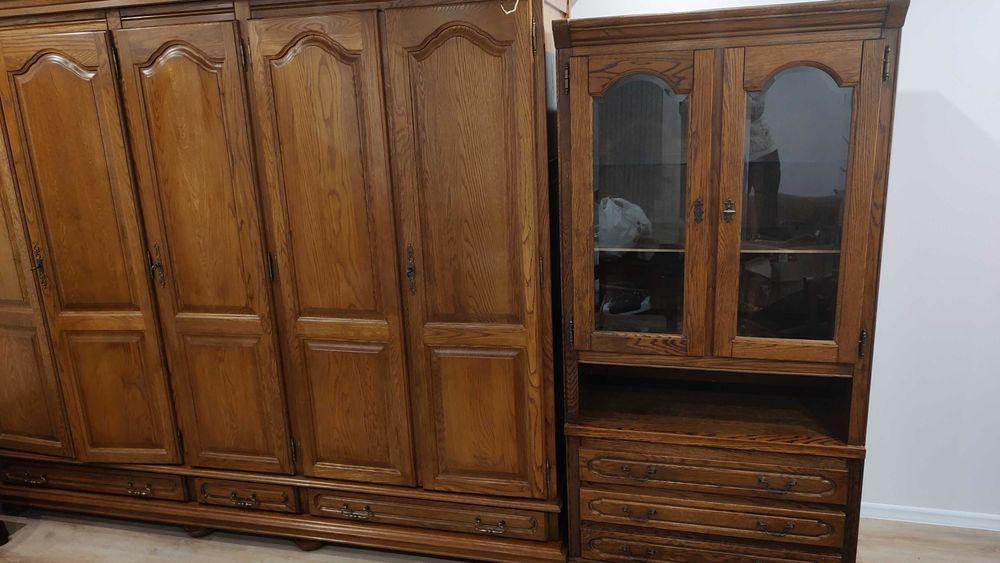 Starodawny drewniany dębowy kredens witryna komoda ze szkłem