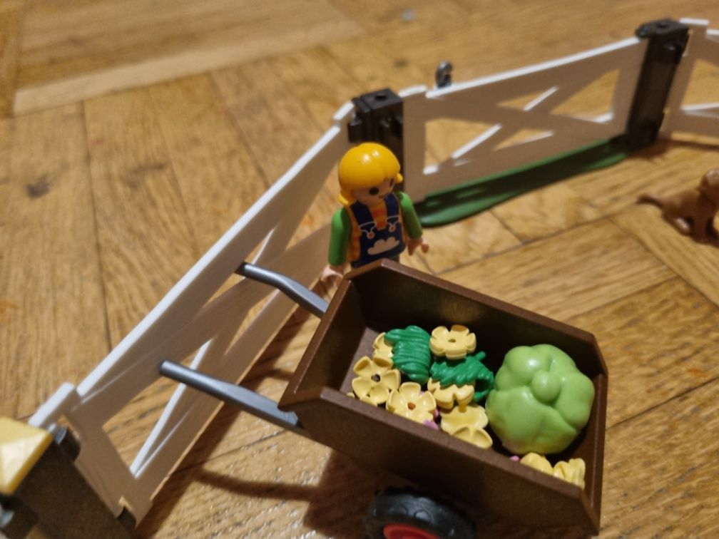 Playmobile stajnia, zagroda dla koni