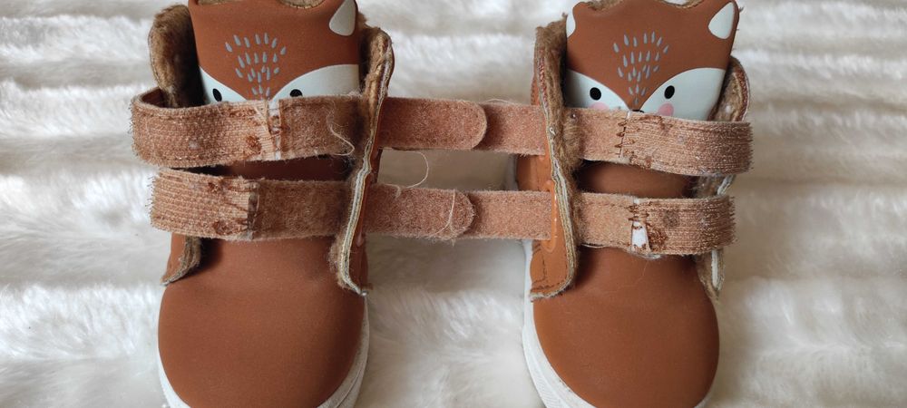 Buty zimowe dziecięce Sinsay r. 20