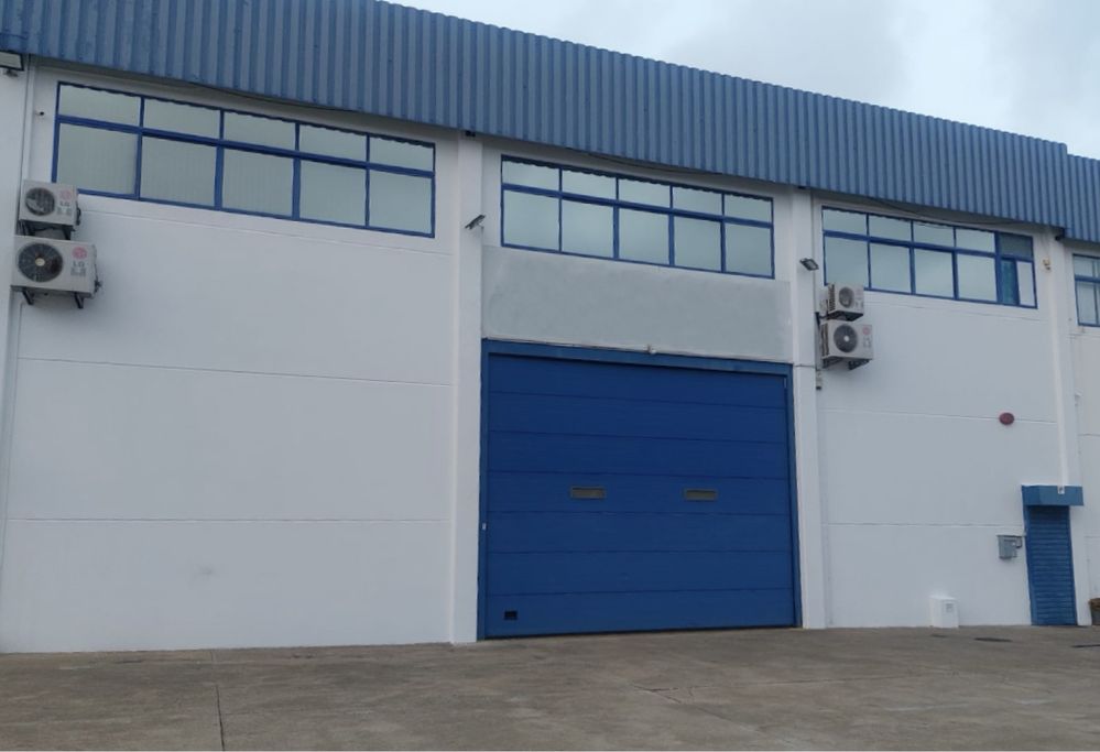 Armazém para arrendamento – 432m² – Linhó, Sintra
