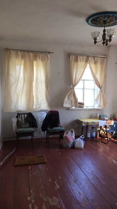 Село Супоївка - будинок поруч з річкою Супій. Є ВІДЕООГЛЯД.