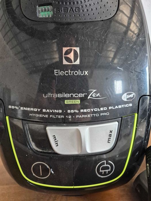 Aspirador electrolux unltrasilencer Zen