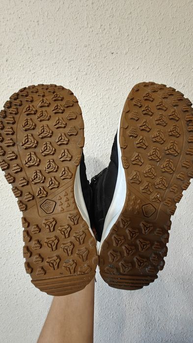 Продам черевики для зимові, водонепроникні, розмір 38