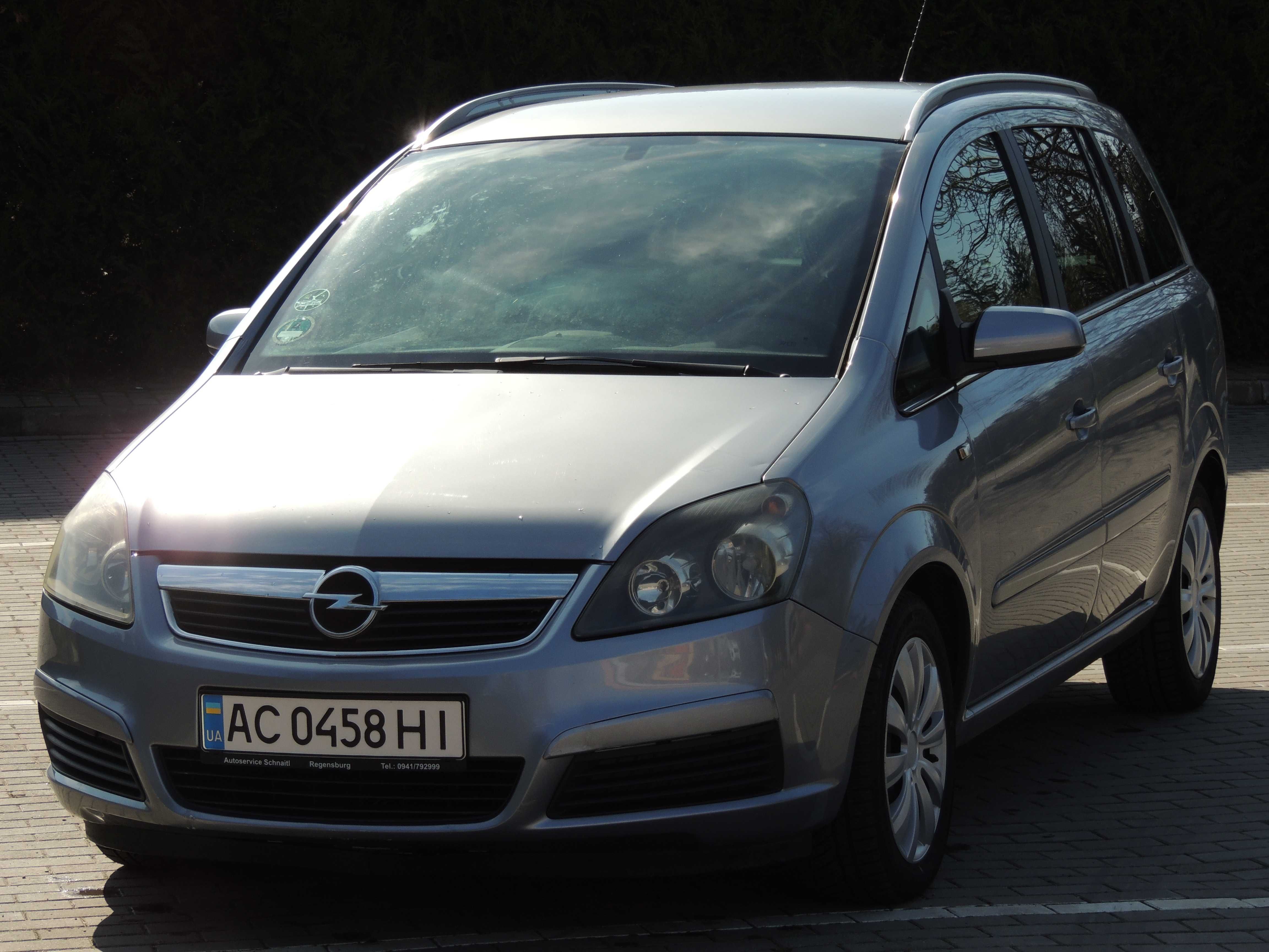 Продам Opel Zafira 2006 року 1.9 автомат 7 місць