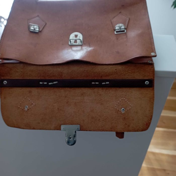 Pasta em couro natural