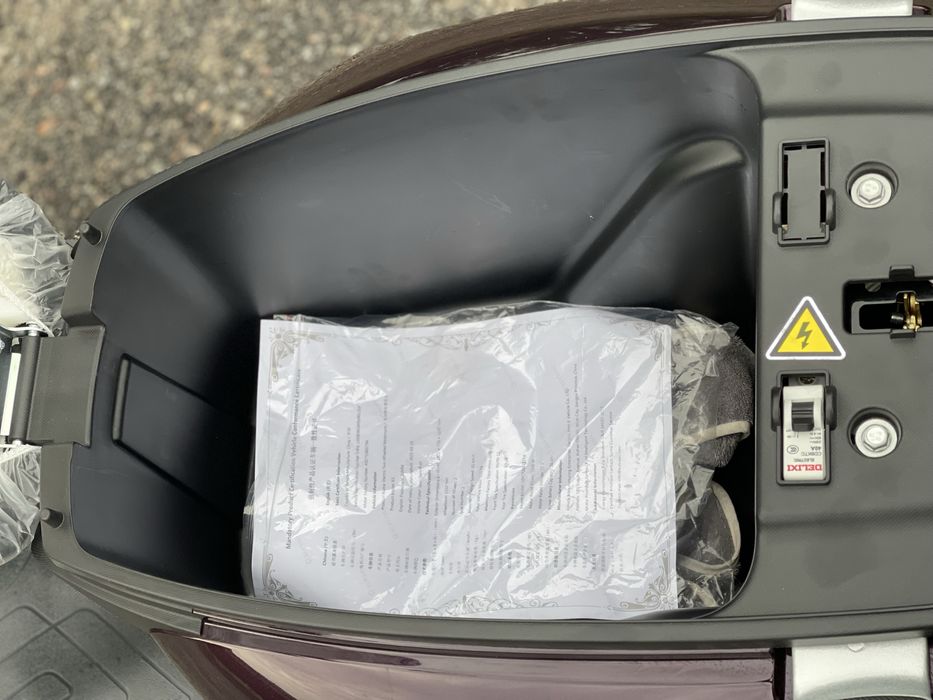 Електроскутер GTM Volt 1500