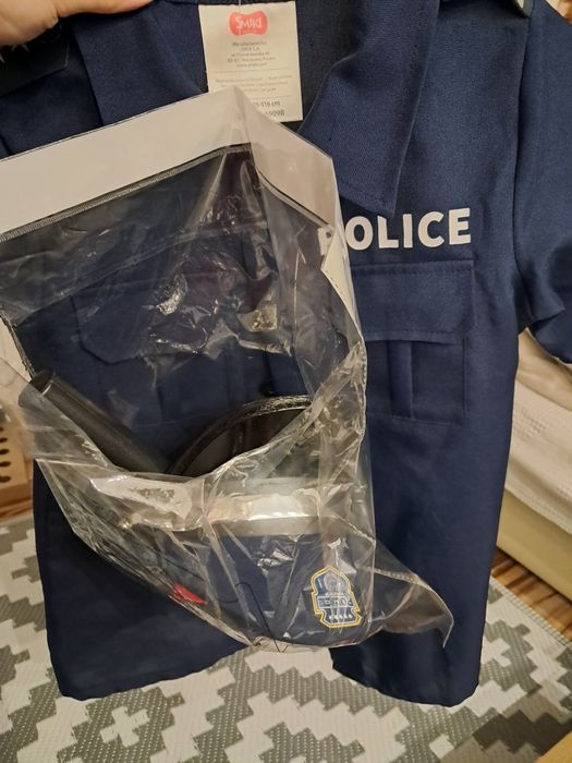 Stroj policjanta 105/116 5,6,7 lat