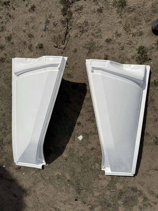 Przód / plastiki - Weinsberg - kufer, bakista, owiewki, osłony