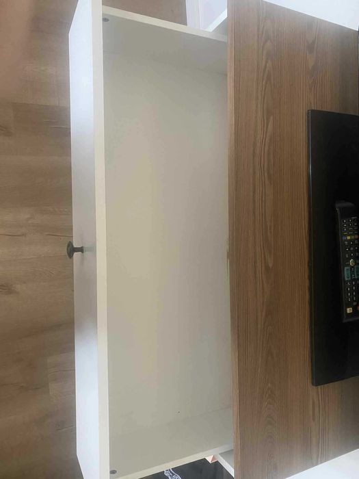 Szafa i komoda bkack red white