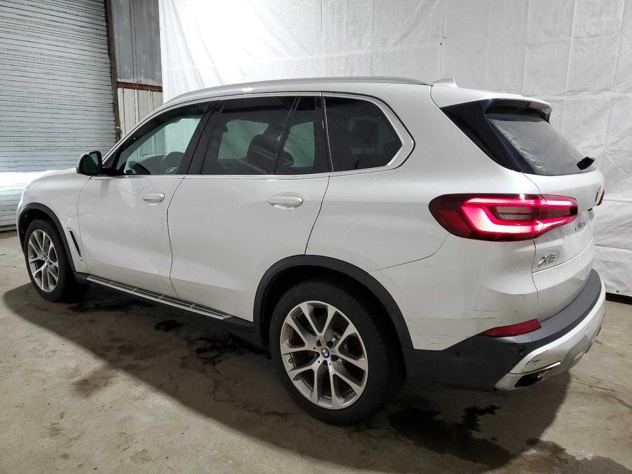 Автомобіль 2022 BMW X5 Xdrive40I пригін з США