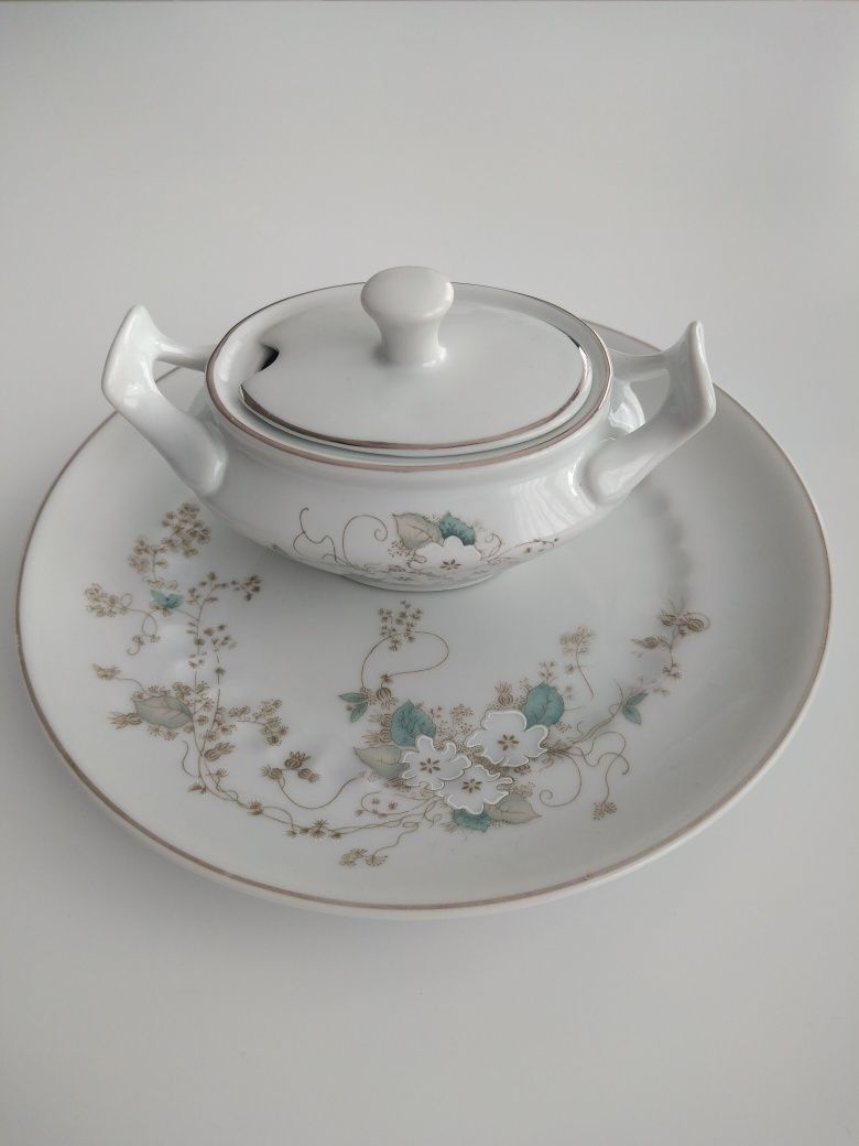 Porcelana Vintage Royal Brasil design.