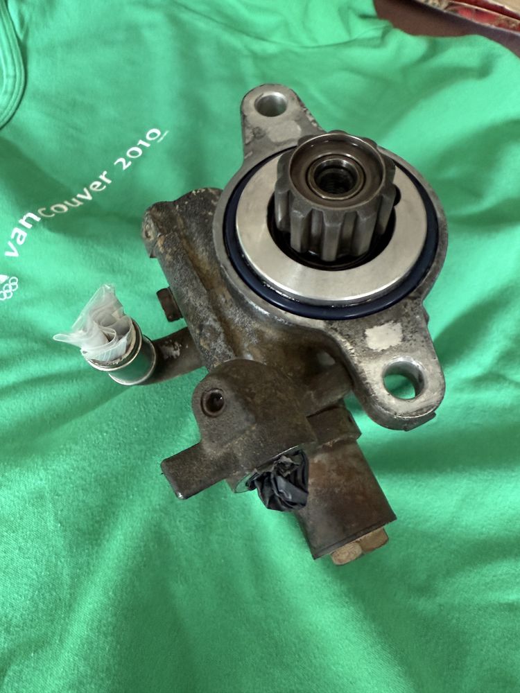Pompa wspomagania kierownicy Toyota J150 3.0 Land Cruiser