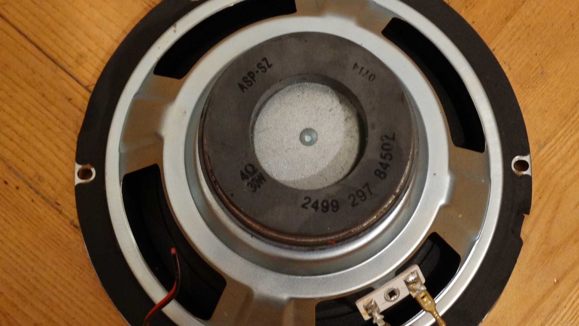 Głośnik niskotonowy 30 W  4 Ohm