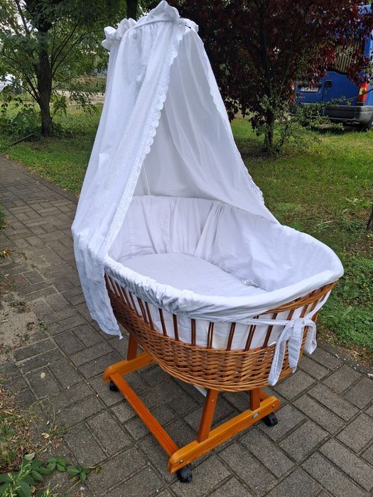 Wiklinowy kosz Mojżesza
